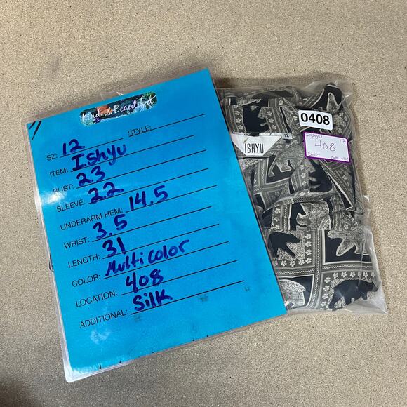 Ishyu VTG Novelty Bear Print Blouse Women's 100% Silk Tops SZ 12 Allover Bold - Picture 10 of 10